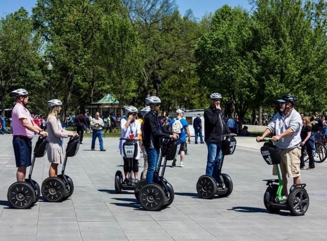 Con los segways en el parque